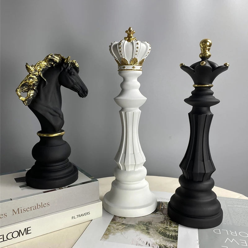 Estátuas Decorativas de Xadrez Elegance-0174-OutletMup-OutletMup